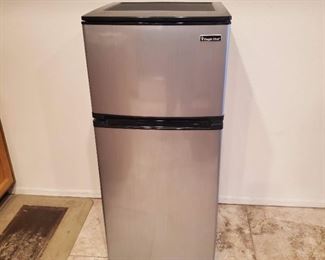 Magic Chef: 2 Door Mini Fridge in Stainless Look with Freezer