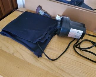 Greatland Raised Pillow Top Queen Bed with External Pump