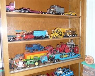 Dir Cast Trucks & Cars