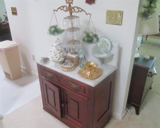 Marble top small dry sink