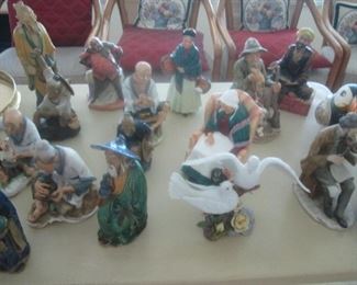 Mud figurines and Royal Doulton