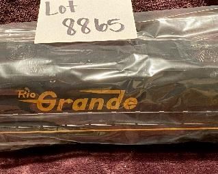 Lot 8865  $250.00  Lionel O-Gauge 6-18222 Denver & Rio Grande SD-50 Diesel Engine,  Includes: Diesel Horn, LionTech Command, Illuminated Cab and Number Boards. Orig Box, Tested