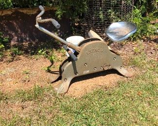 Vintage Gym rowing machine