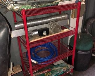 Nice heavy duty metal rolling rack