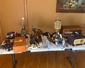 Vintage and Primitive items, radios, lamps