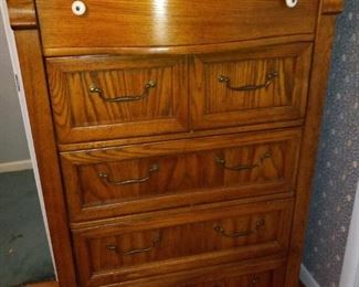 Oak Chest of Drawers $150