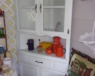 White corner cabinet with glass doors $125