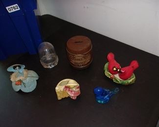 Vintage Avon blue bird, shell folk art, cardinal S/P shakers