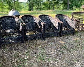 4 All-weather patio chairs