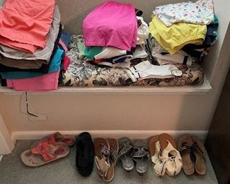 Ladies Shorts Med to Large, Tennis outfits