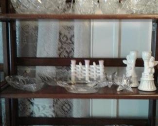 GLASSWARE AND PUNCH CUPS