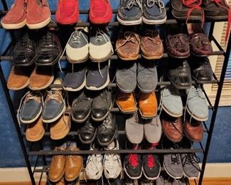 Lots of nice men's shoes