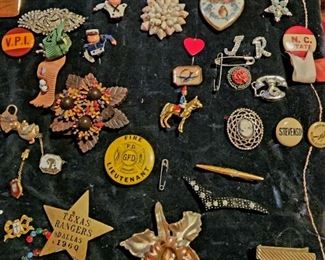 Very good pin collection