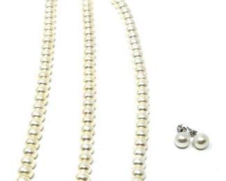 Freshwater Pearl Set Necklace Bracelet and Earrings in Sterling Silver