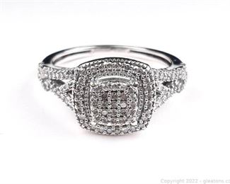 Pretty 10kt White Gold Diamond Ring