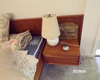 other side of teak bed