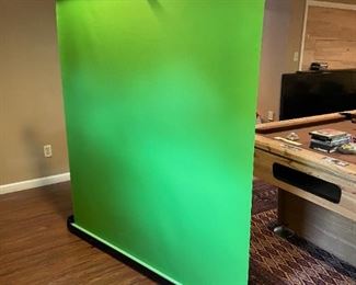 Yesker Collaspsible Green Screen (NEW)