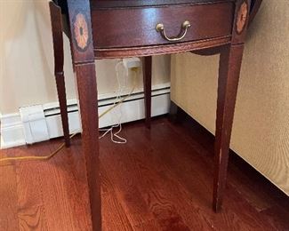 Hickory Chair dropleaf inlaid mahogany side table