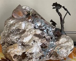 Unique treasures everywhere 