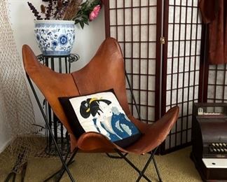 Likely knoll Butterfly chair