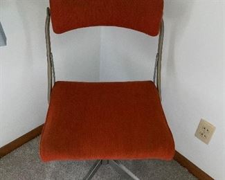 Domore swivel rolling office chair.  There are 3 