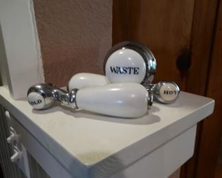 Vintage Bathroom Hardware