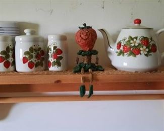 STRAWBERRY COLLECTION