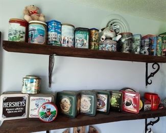 HERSHEY COLLECTION, TINS, MUGS, PLUSH, JARS, ETC