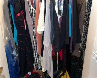 size small medium clothing