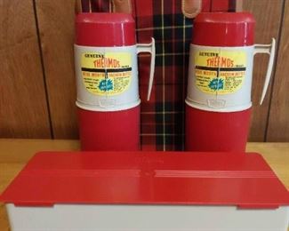 Thermos Set
