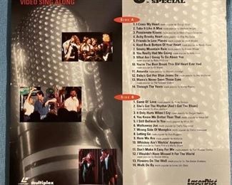 Pioneer LaserKaraoke with 28 great country songs and videos