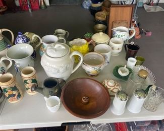 Old salt and pepper shakers, and vintage glass cups for sale!