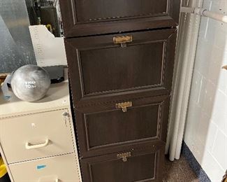 Nice to have to organize your files the 4 drawer and a metal cabinet 