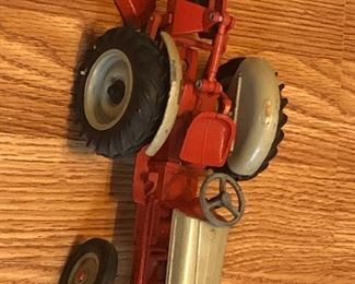 Metal tractor toy