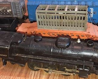 Pre war Lionel Train engine & cars
