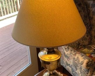 Table lamp