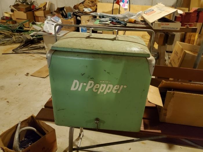 Vintage DrPepper cooler