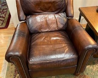 Latitudes Collection by FLEXSTEEL Leather Recliner