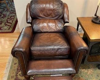 Latitudes Collection by FLEXSTEEL Leather Recliner