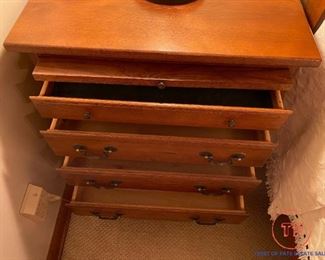 KELLER FURNITURE Bedroom Set