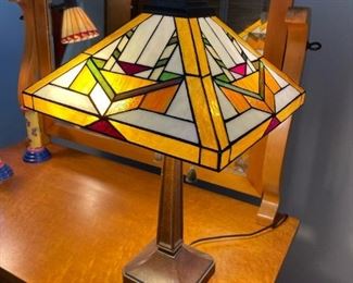 Stain Glass Table Lamp