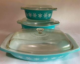 Vintage Turquoise Pyrex Ovenware
