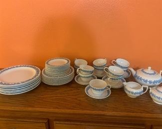 Wedgewood Queensware dishes with shell edge
