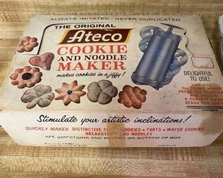 Ateco - The original cookie and noodle maker
