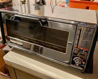 Vintage GE toaster oven