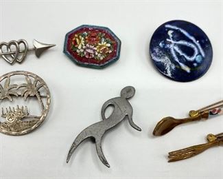 7 Vintage Brooches Pins: Italian Millefiori, Sterling Arrow & 900 Round Silver Pin From El Salvador & More
Lot #: 27