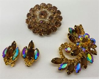 2 Vintage Rhinestone Brooches Pins & Clip-On Earrings
Lot #: 76