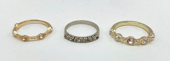 8 Rings & 5 Chains, Including 14 Karat Marked 585 (broken) & 1 By Designer Satya (Broken)
Lot #: 22