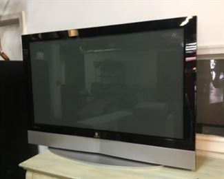Large working TV 