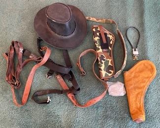 Kakadu Traders Austrailian Leather Hat Gun Holsters Gun Lock And Belt Buckle